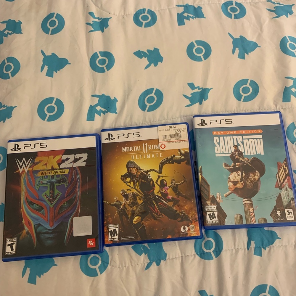 PS5 - Picture 3 of 3